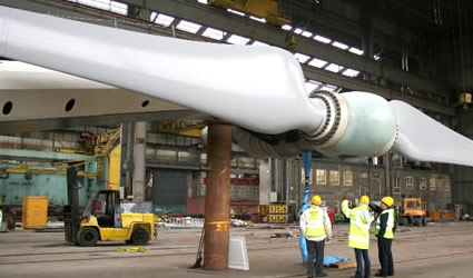 seagen_energia_oceano_energia_dalle_maree_dal_mare_onde_irlanda_marine_current_turbine_turbine_sottomarine