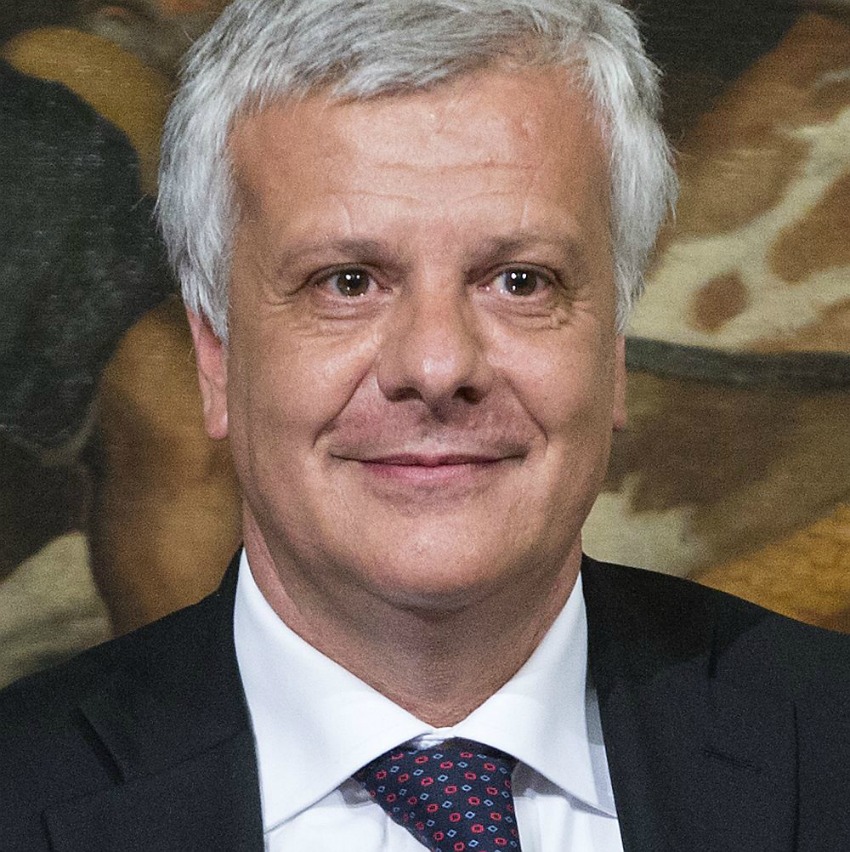 Gian Luca Galletti, Ministro dell'Ambiente
