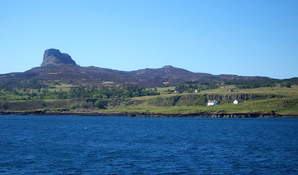 eigg_scozia_highlands_isola_sostenibile_indipendenza_elettrica_produrre_energia_elettrica_autonomia_energetica_efficienza